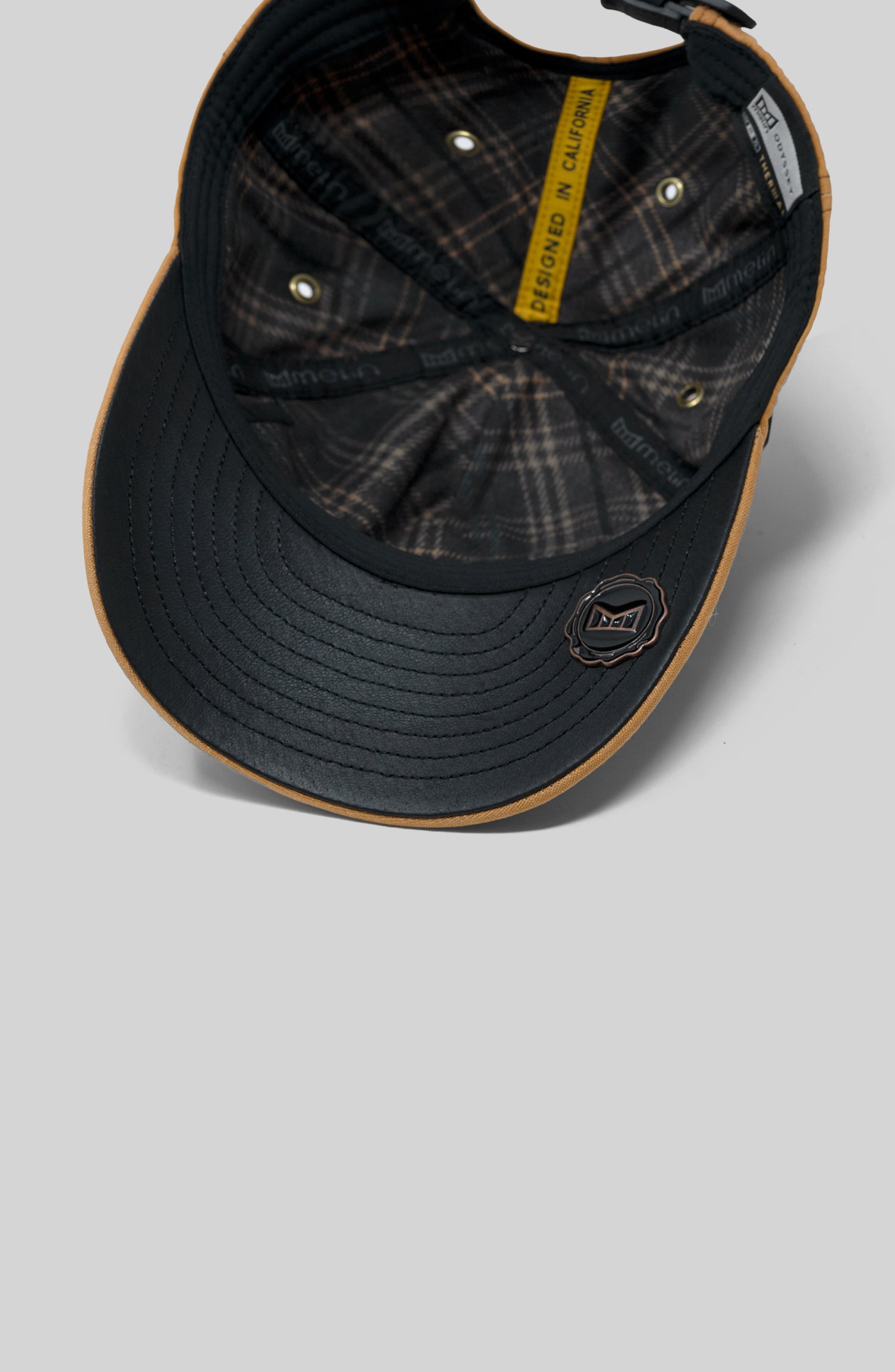 The feature grid item for the melin Odyssey Wax PDP Cards